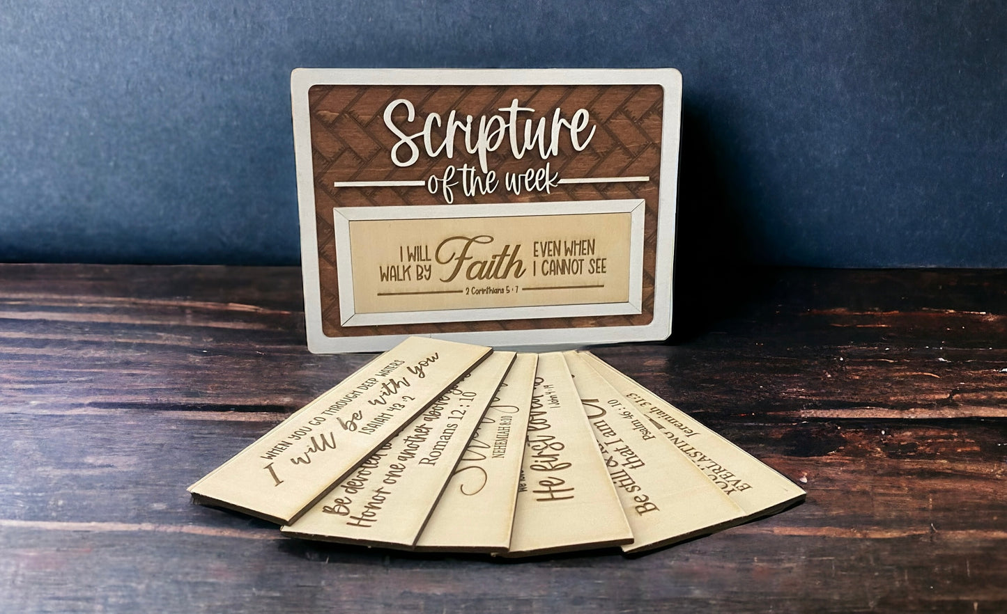 Scripture of the Week w/ 4 Interchangeable Plates (Subscription Available)